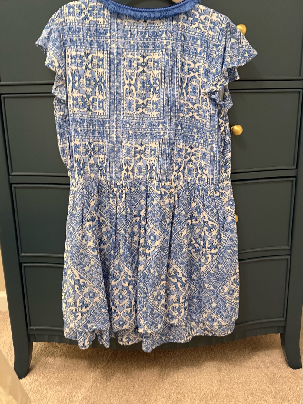Vineyard Vines Blue and White V-Neck Dress Size Large - Picture 3 of 3